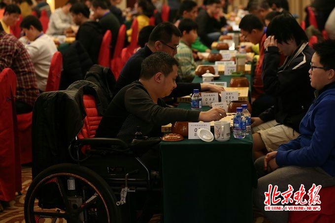 北京圍棋比賽，棋逢對手，情感交流暖人心