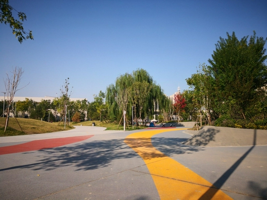 鄭州青少年公園最新探訪，綠意巷弄與隱藏特色小店